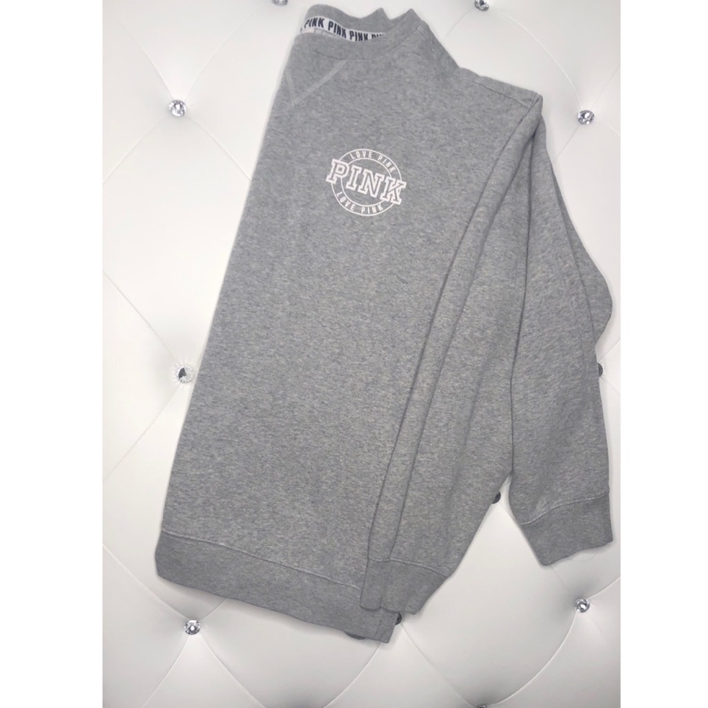 *Women’s VS Pink Grey Sweatshirt* - Picture 2 of 4